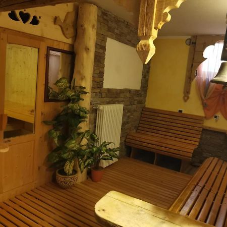 Garni Defrancesco Ξενοδοχείο Campitello di Fassa Εξωτερικό φωτογραφία
