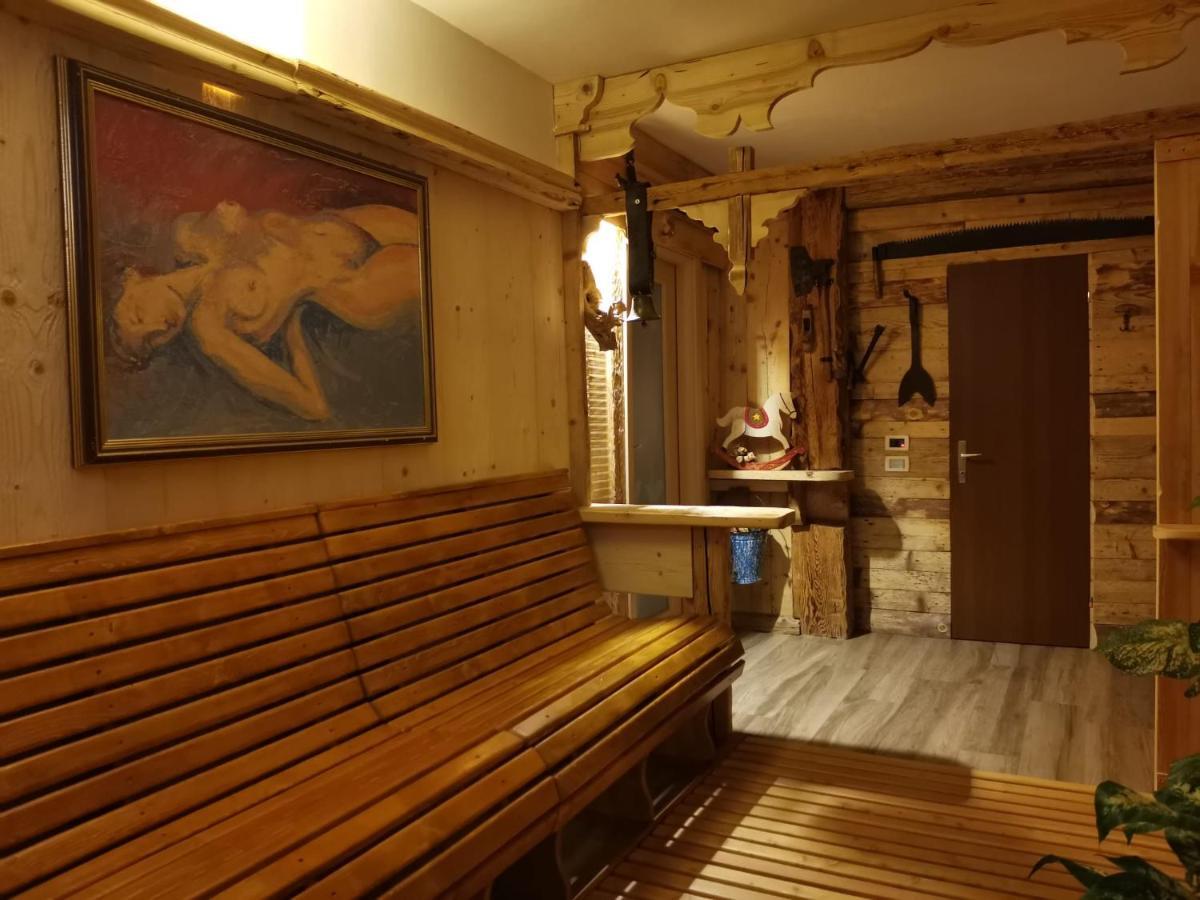 Garni Defrancesco Ξενοδοχείο Campitello di Fassa Εξωτερικό φωτογραφία