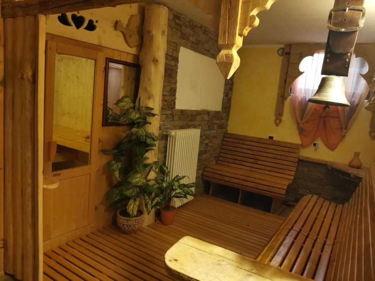 Garni Defrancesco Ξενοδοχείο Campitello di Fassa Εξωτερικό φωτογραφία