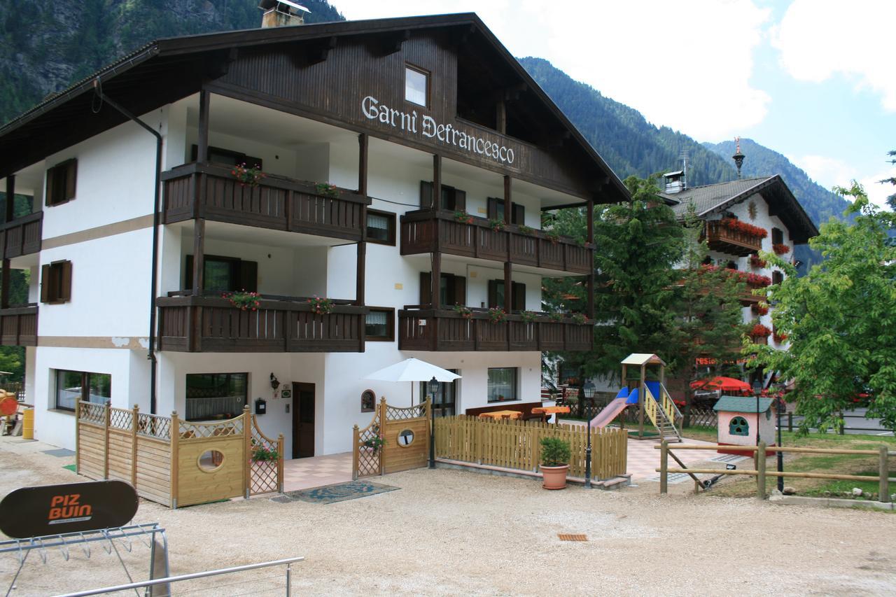 Garni Defrancesco Ξενοδοχείο Campitello di Fassa Εξωτερικό φωτογραφία