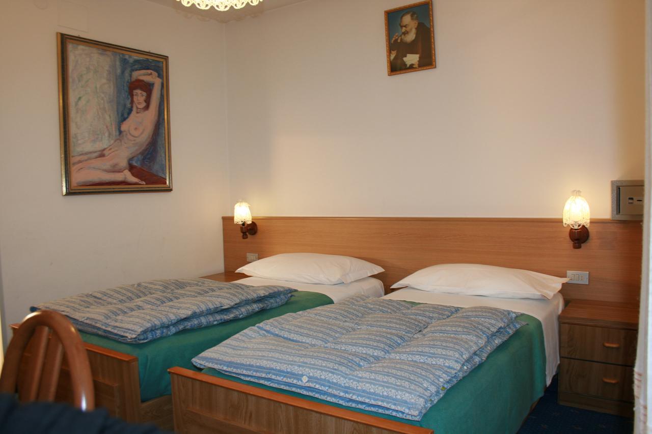 Garni Defrancesco Ξενοδοχείο Campitello di Fassa Εξωτερικό φωτογραφία